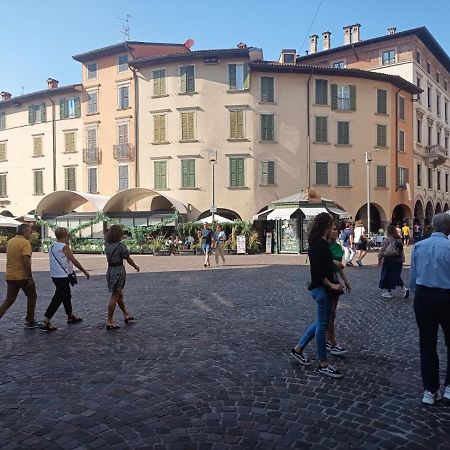 "A Casa Di Giacomo" Luxury Rooms Con Aria Condizionata ベルガモ エクステリア 写真